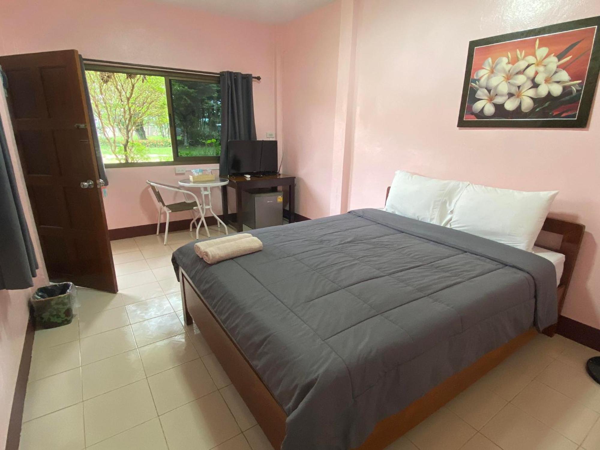 โพธิ์ทองริมทุ่ง Pothong Rimtung Hotel Fang Dış mekan fotoğraf