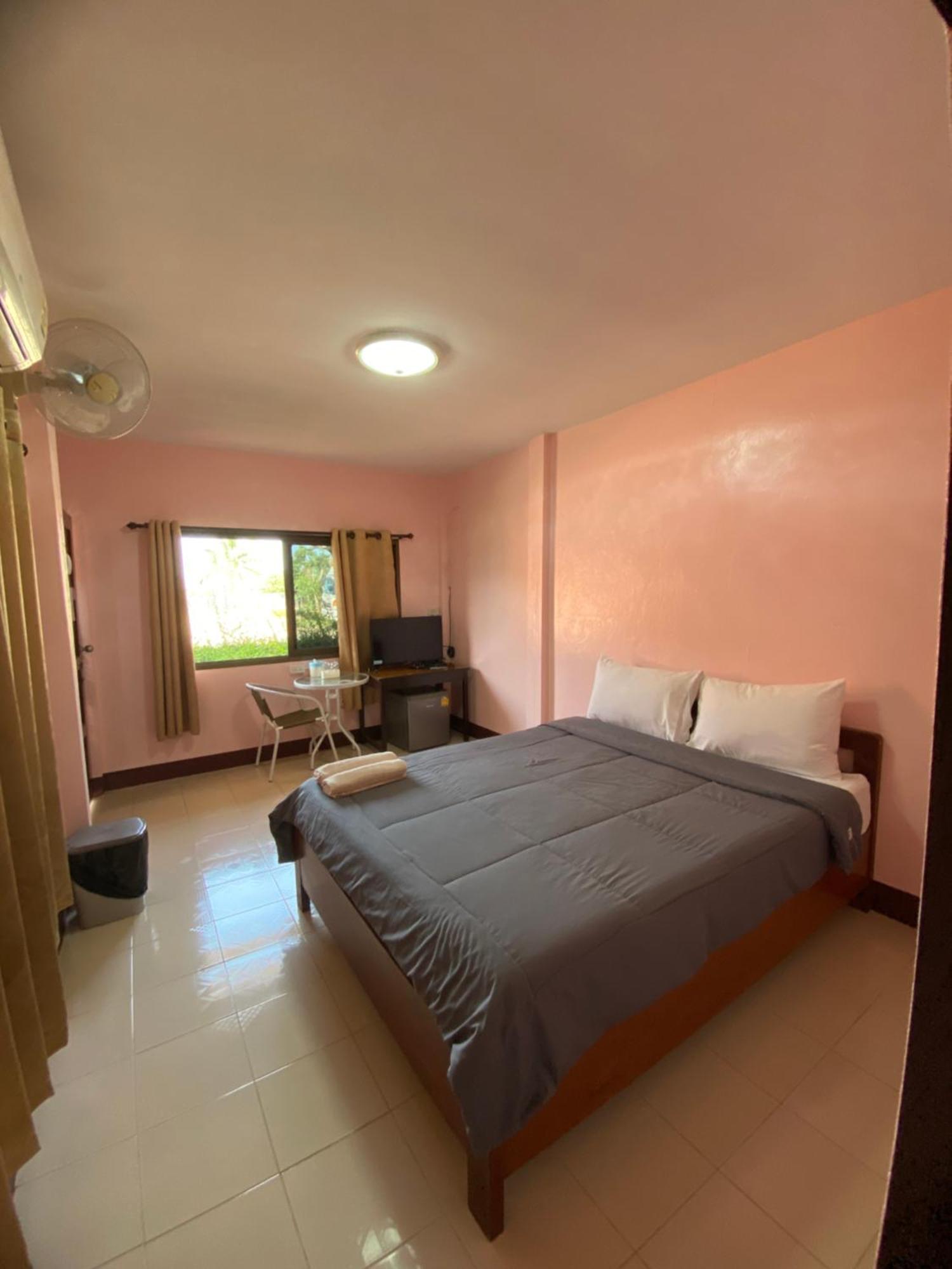 โพธิ์ทองริมทุ่ง Pothong Rimtung Hotel Fang Dış mekan fotoğraf