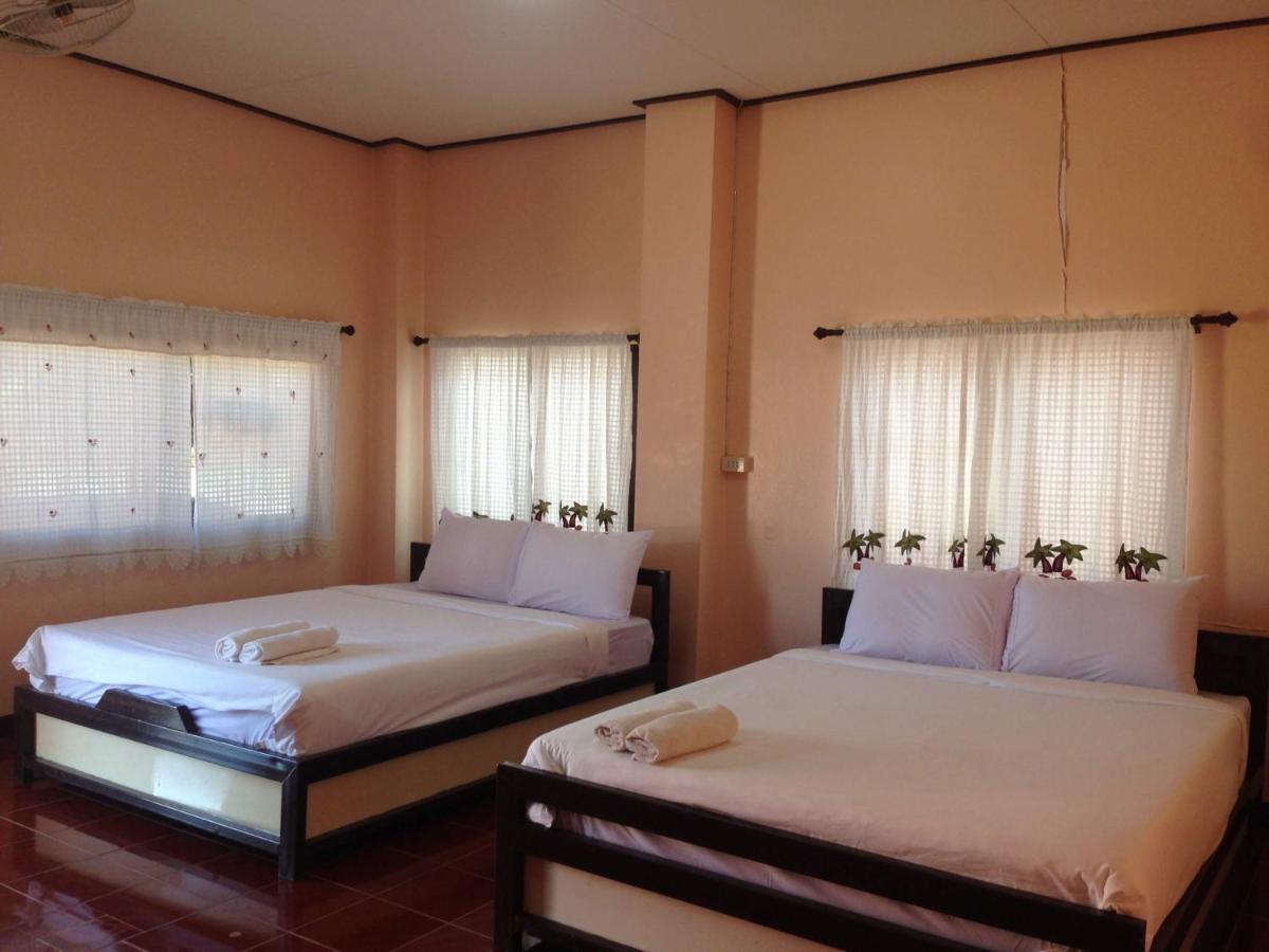 โพธิ์ทองริมทุ่ง Pothong Rimtung Hotel Fang Dış mekan fotoğraf